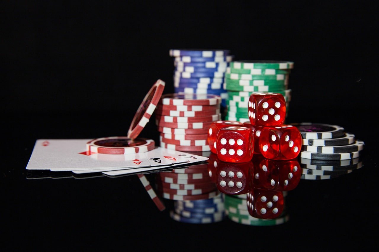 farfarfar app ကာစီနို Live Baccarat ကစားနေသော Myanmar ကစားသမားများ